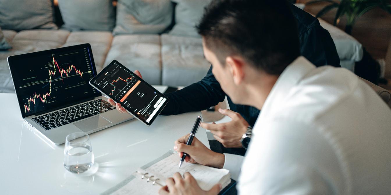 Educational guide: Risk-on vs Risk-off explained for forex and crypto traders