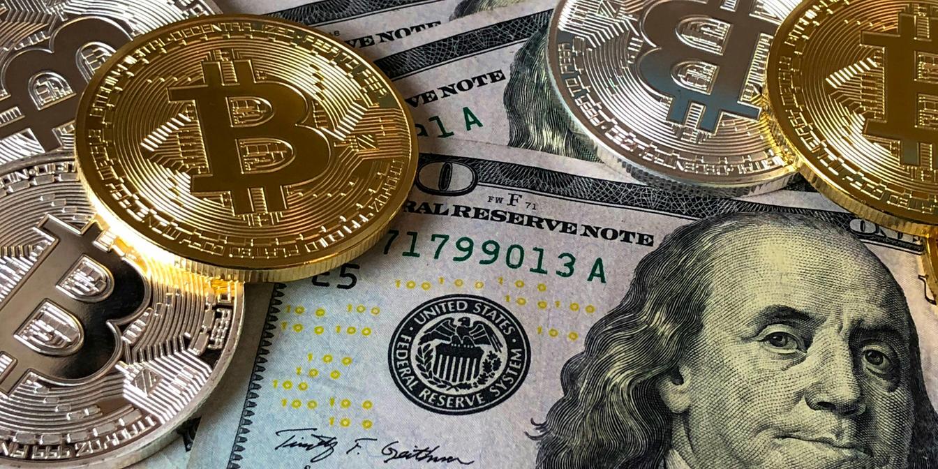 Market chart and macro headlines for BTCUSD this week