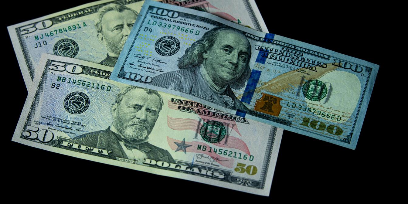 Market chart and macro headlines for EUR/USD this week