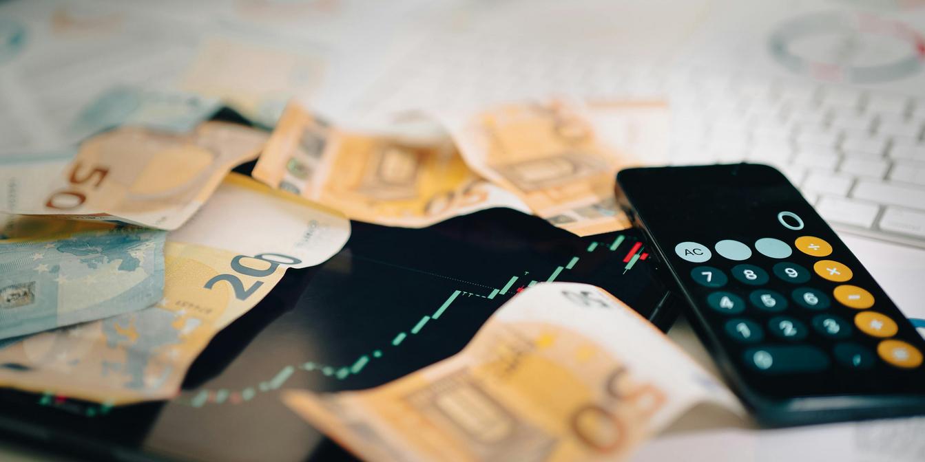 Educational guide: Rate differentials explained for forex traders