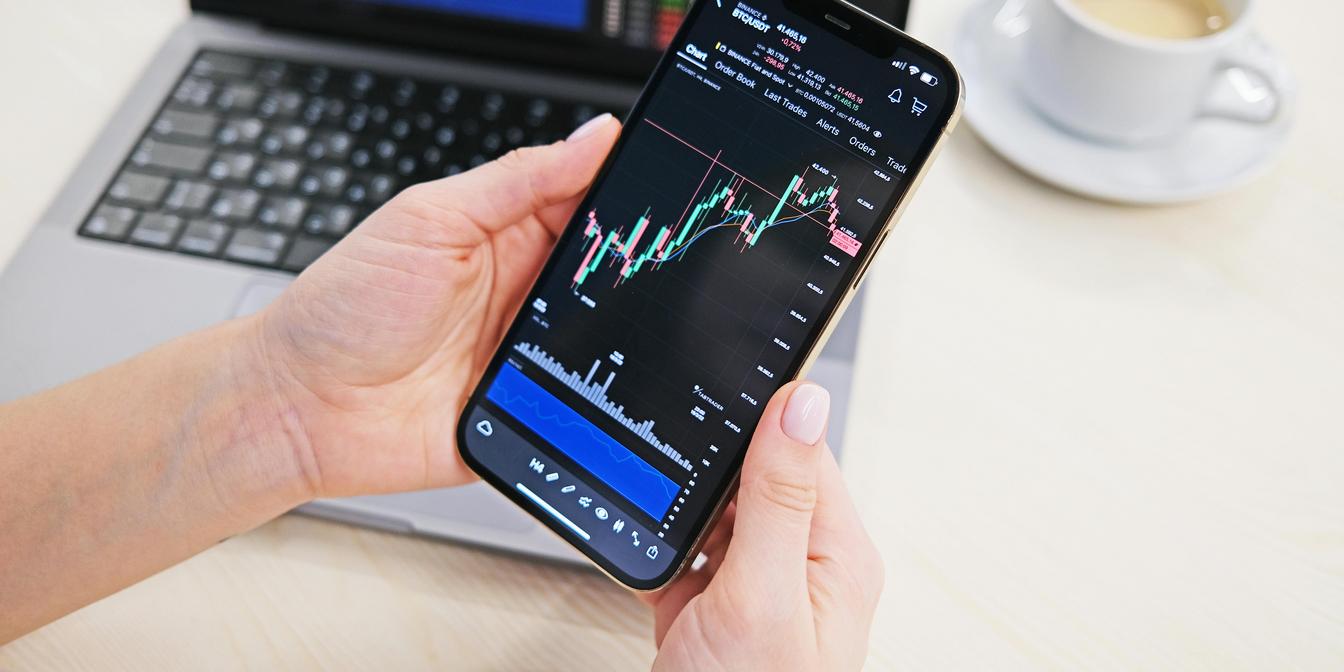 Market chart and macro headlines for EUR/USD this week