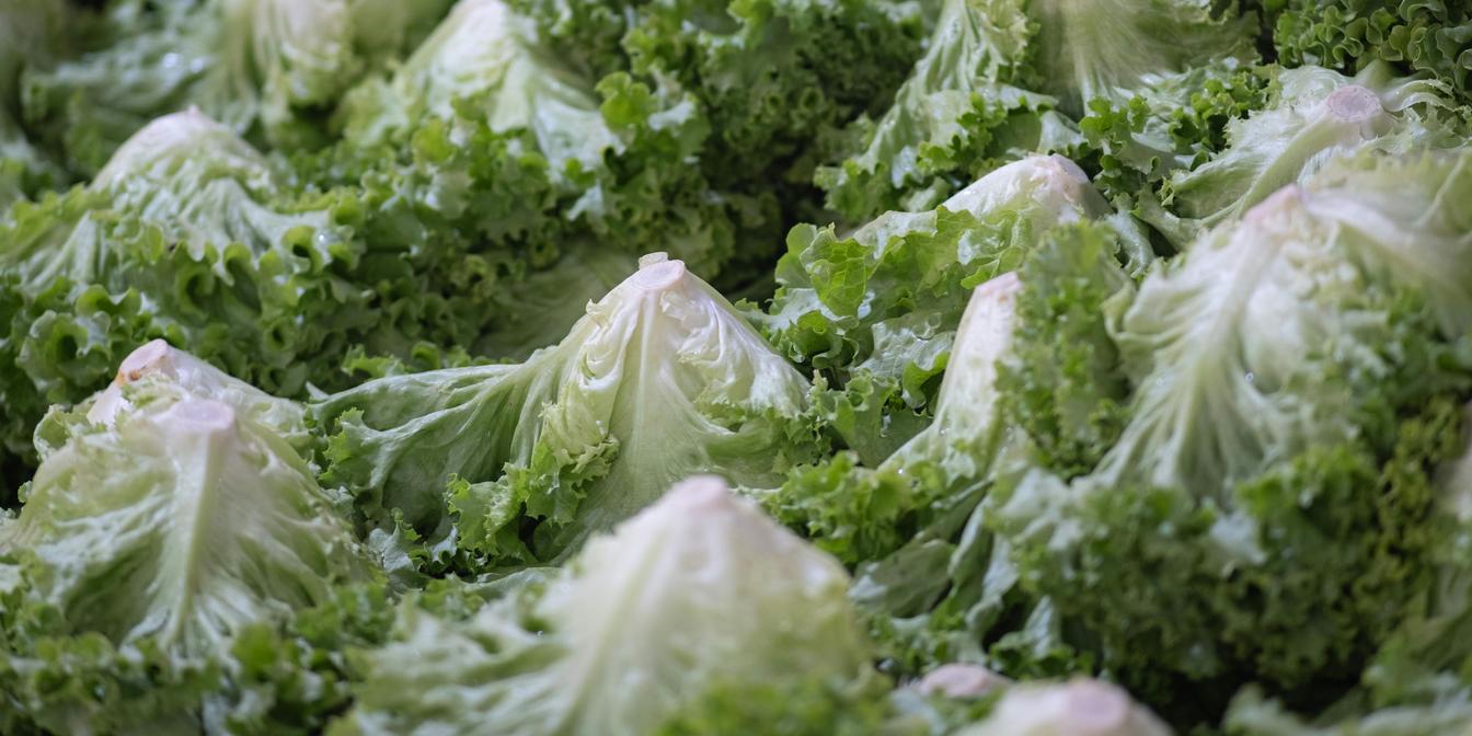 EURUSD market chart and macro headlines