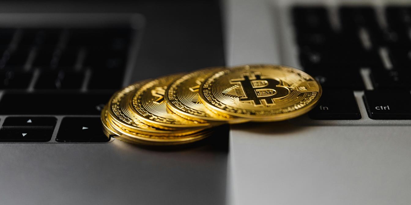 Market chart and macro headlines for BTCUSD this week