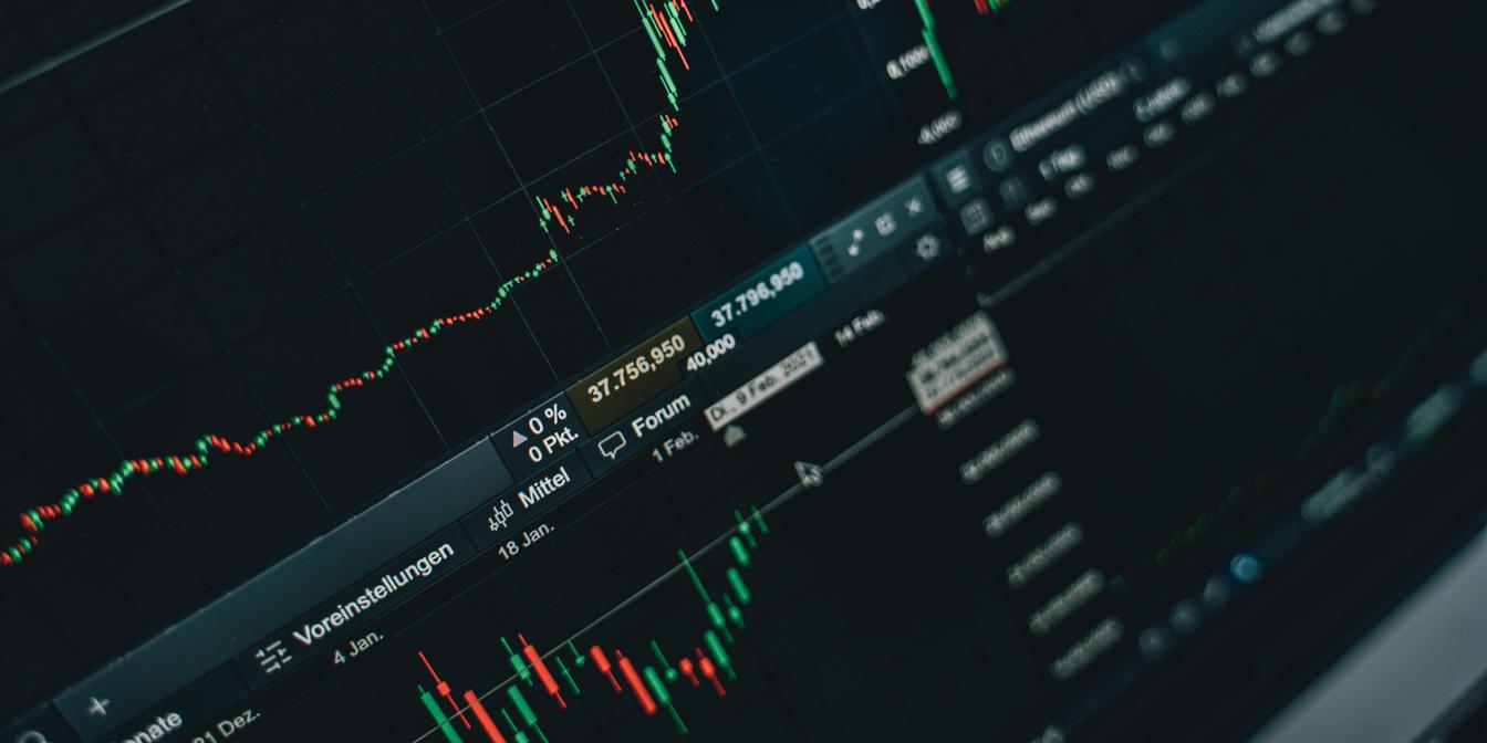 Educational guide: Wage growth explained for forex and crypto traders